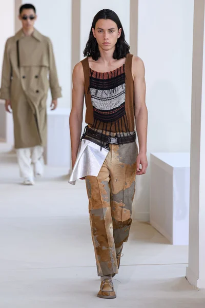 Look 21
